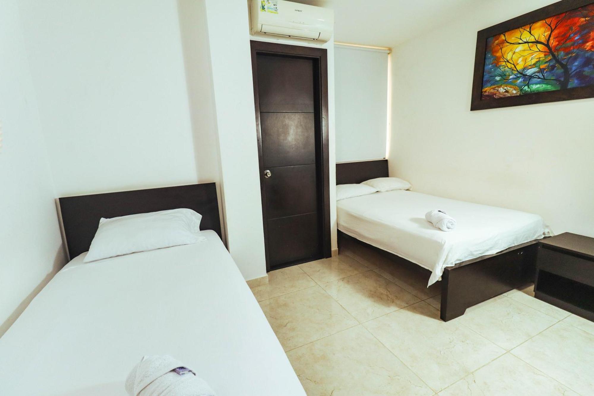 Hotel California Air Carepa Pokoj fotografie